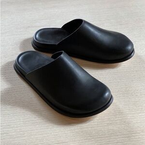 Wal & Pai Ogden Clog Black Slides